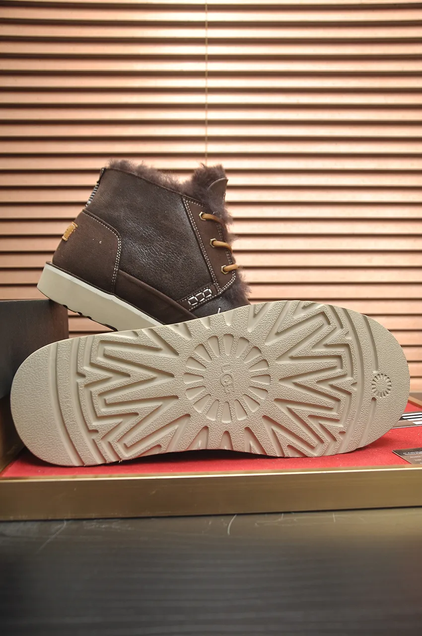 Men's shoes 💰640💶 [UGG] (full wool lining) top-end high-quality fur-in-one warm snow boots from Australia's warm luxury brand men's shoes, UGG-5877 official website synchronized, made of imported cowhide, carefully sewn...Imported rubber foam outsole (comfortable, soft, wear-resistant) The quality is really great...Exquisite workmanship, you can't put it down at first sight, available in sizes 39-44